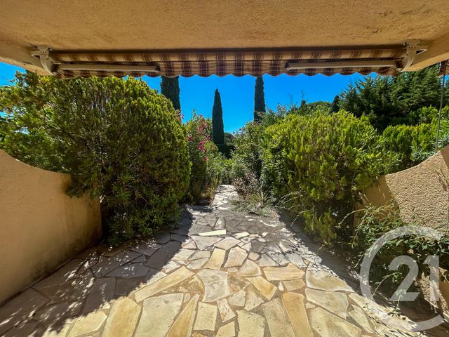 Maison à vendre - 3 pièces - 58,04 m2 - Cavalaire Sur Mer - 83 - PROVENCE-ALPES-COTE-D-AZUR