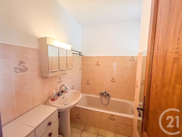 Maison à vendre - 3 pièces - 58,04 m2 - Cavalaire Sur Mer - 83 - PROVENCE-ALPES-COTE-D-AZUR