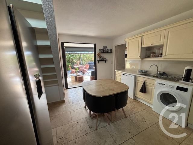 Appartement T3 à vendre - 3 pièces - 48,05 m2 - Cavalaire Sur Mer - 83 - PROVENCE-ALPES-COTE-D-AZUR