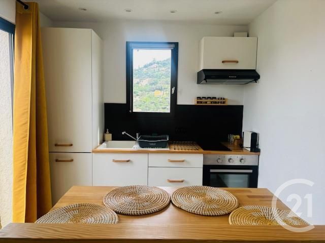 Appartement T3 à vendre - 3 pièces - 44,09 m2 - Cavalaire Sur Mer - 83 - PROVENCE-ALPES-COTE-D-AZUR