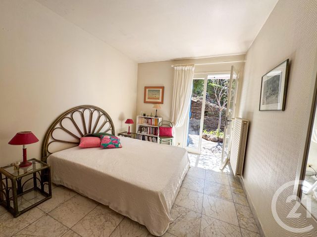 Maison à vendre - 6 pièces - 182 m2 - Cavalaire Sur Mer - 83 - PROVENCE-ALPES-COTE-D-AZUR