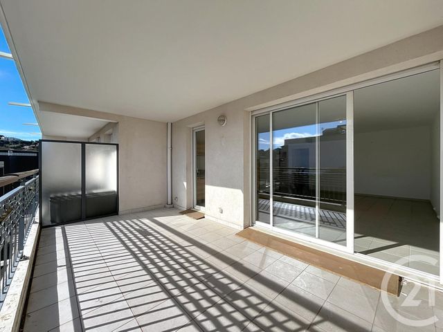 Appartement T3 &agrave; vendre - 3 pi&egrave;ces - 64,15 m2 - Cavalaire Sur Mer - 83 - PROVENCE-ALPES-COTE-D-AZUR