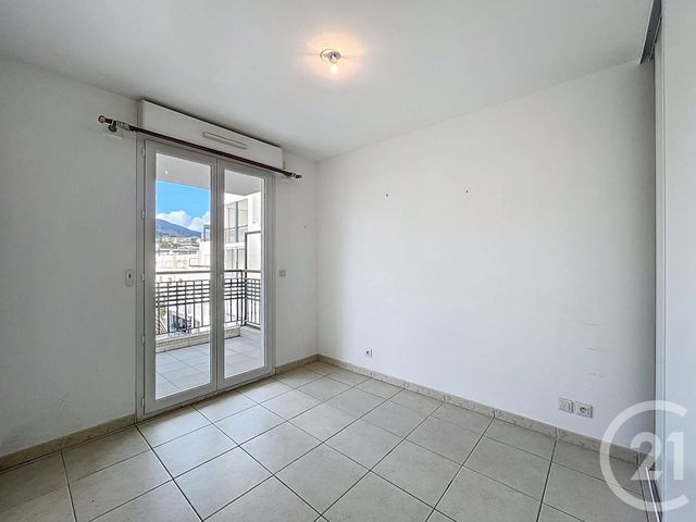 Appartement T3 &agrave; vendre - 3 pi&egrave;ces - 64,15 m2 - Cavalaire Sur Mer - 83 - PROVENCE-ALPES-COTE-D-AZUR