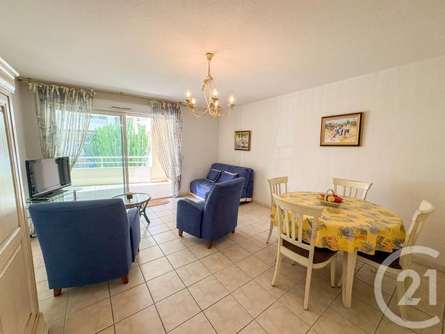 Appartement T3 à vendre - 3 pièces - 68,40 m2 - Cavalaire Sur Mer - 83 - PROVENCE-ALPES-COTE-D-AZUR
