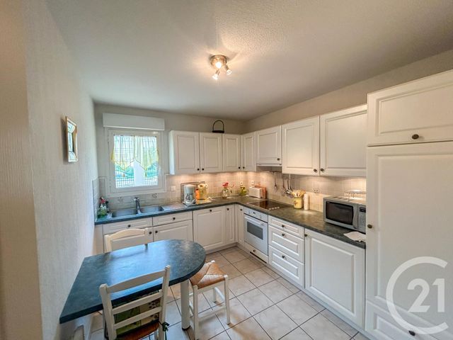 Appartement T3 à vendre - 3 pièces - 68,40 m2 - Cavalaire Sur Mer - 83 - PROVENCE-ALPES-COTE-D-AZUR