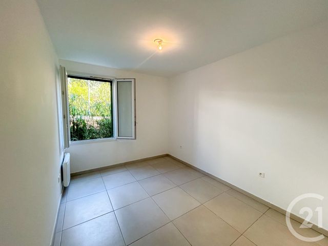 Appartement T4 à vendre - 4 pièces - 83,64 m2 - Cavalaire Sur Mer - 83 - PROVENCE-ALPES-COTE-D-AZUR