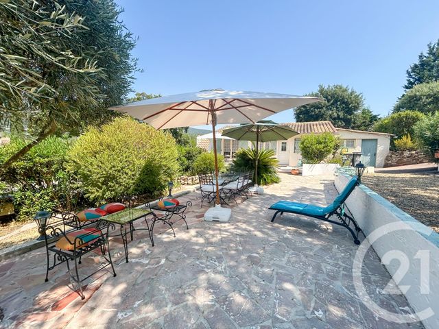 Maison à vendre - 6 pièces - 122 m2 - Cavalaire Sur Mer - 83 - PROVENCE-ALPES-COTE-D-AZUR