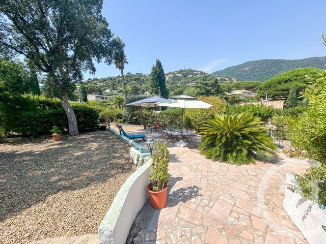 Maison à vendre - 6 pièces - 122 m2 - Cavalaire Sur Mer - 83 - PROVENCE-ALPES-COTE-D-AZUR