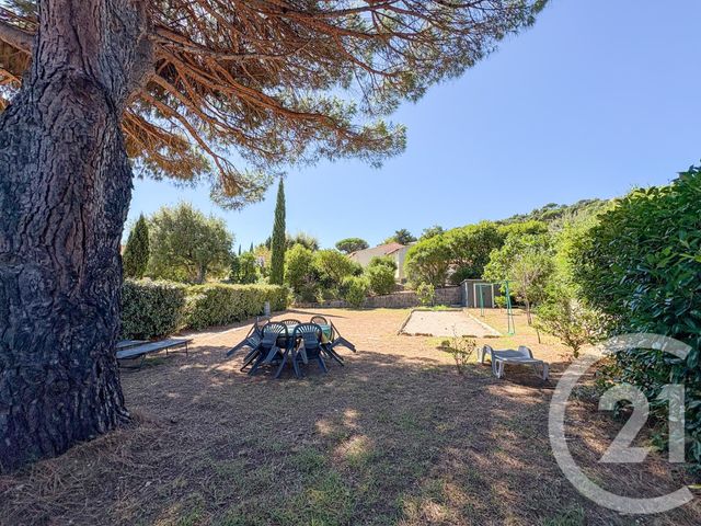 Maison à vendre - 7 pièces - 205,28 m2 - Cavalaire Sur Mer - 83 - PROVENCE-ALPES-COTE-D-AZUR