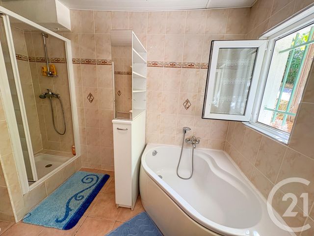 Maison à vendre - 7 pièces - 205,28 m2 - Cavalaire Sur Mer - 83 - PROVENCE-ALPES-COTE-D-AZUR