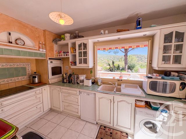 Maison à vendre - 7 pièces - 205,28 m2 - Cavalaire Sur Mer - 83 - PROVENCE-ALPES-COTE-D-AZUR