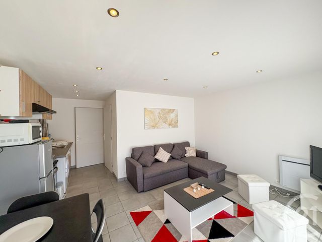 Maison à vendre - 7 pièces - 205,28 m2 - Cavalaire Sur Mer - 83 - PROVENCE-ALPES-COTE-D-AZUR