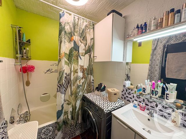 Appartement T4 à vendre - 4 pièces - 75,67 m2 - Cavalaire Sur Mer - 83 - PROVENCE-ALPES-COTE-D-AZUR