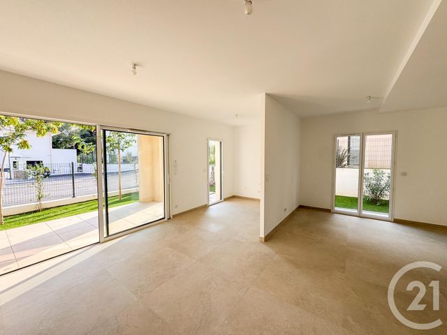 Maison &agrave; vendre - 4 pi&egrave;ces - 90,90 m2 - Cavalaire Sur Mer - 83 - PROVENCE-ALPES-COTE-D-AZUR