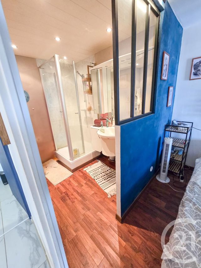 Appartement T2 à vendre - 2 pièces - 47 m2 - Cavalaire Sur Mer - 83 - PROVENCE-ALPES-COTE-D-AZUR