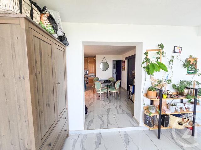 Appartement T2 à vendre - 2 pièces - 47 m2 - Cavalaire Sur Mer - 83 - PROVENCE-ALPES-COTE-D-AZUR