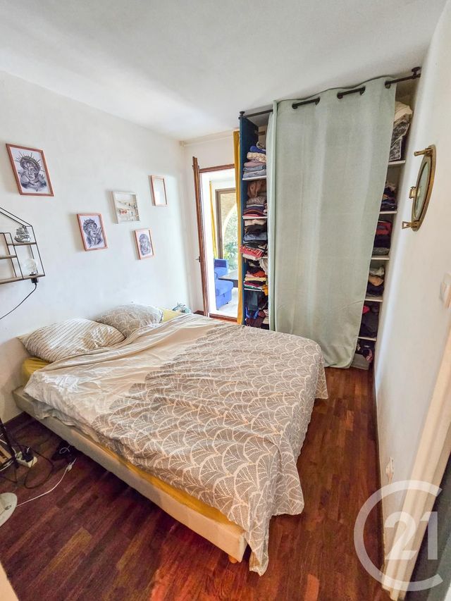 Appartement T2 à vendre - 2 pièces - 47 m2 - Cavalaire Sur Mer - 83 - PROVENCE-ALPES-COTE-D-AZUR