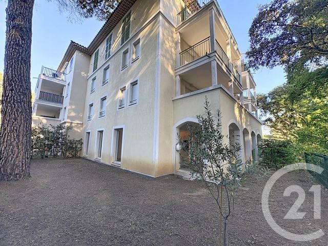 Appartement T3 &agrave; vendre - 3 pi&egrave;ces - 69,24 m2 - Cavalaire Sur Mer - 83 - PROVENCE-ALPES-COTE-D-AZUR