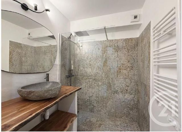 Appartement T3 à vendre - 3 pièces - 69 m2 - La Croix Valmer - 83 - PROVENCE-ALPES-COTE-D-AZUR