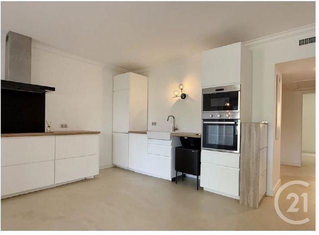 Appartement T3 à vendre - 3 pièces - 69 m2 - La Croix Valmer - 83 - PROVENCE-ALPES-COTE-D-AZUR