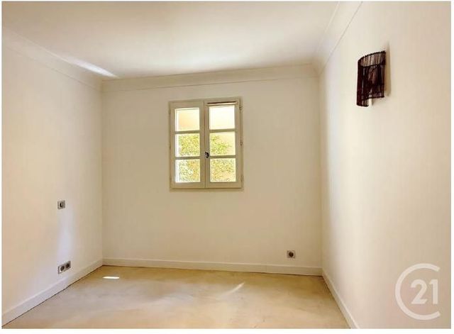 Appartement T3 à vendre - 3 pièces - 69 m2 - La Croix Valmer - 83 - PROVENCE-ALPES-COTE-D-AZUR