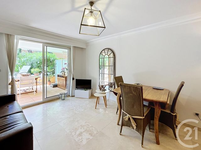 Appartement T2 &agrave; vendre - 2 pi&egrave;ces - 40,45 m2 - Cavalaire Sur Mer - 83 - PROVENCE-ALPES-COTE-D-AZUR