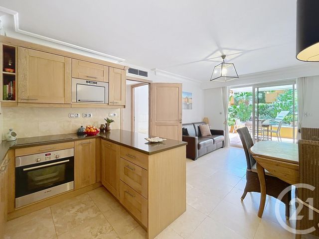 Appartement T2 &agrave; vendre - 2 pi&egrave;ces - 40,45 m2 - Cavalaire Sur Mer - 83 - PROVENCE-ALPES-COTE-D-AZUR
