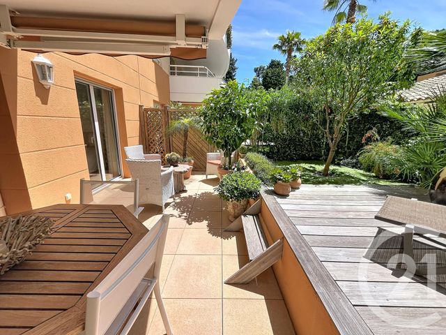 Appartement T2 &agrave; vendre - 2 pi&egrave;ces - 40,45 m2 - Cavalaire Sur Mer - 83 - PROVENCE-ALPES-COTE-D-AZUR