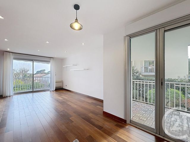 Appartement T3 &agrave; vendre - 3 pi&egrave;ces - 58,90 m2 - Cavalaire Sur Mer - 83 - PROVENCE-ALPES-COTE-D-AZUR