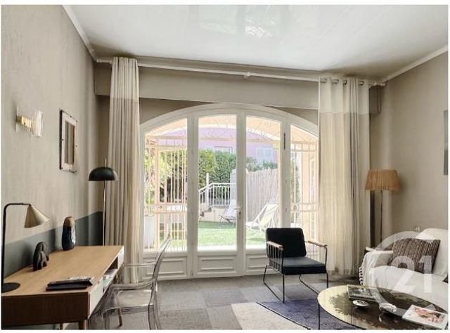 Appartement Studio à vendre - 1 pièce - 31 m2 - La Croix Valmer - 83 - PROVENCE-ALPES-COTE-D-AZUR