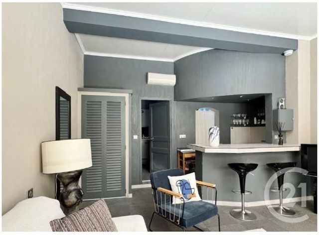 Appartement Studio à vendre - 1 pièce - 31 m2 - La Croix Valmer - 83 - PROVENCE-ALPES-COTE-D-AZUR