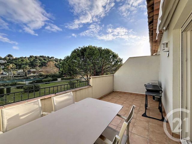 Appartement T4 &agrave; vendre - 4 pi&egrave;ces - 52 m2 - Cavalaire Sur Mer - 83 - PROVENCE-ALPES-COTE-D-AZUR