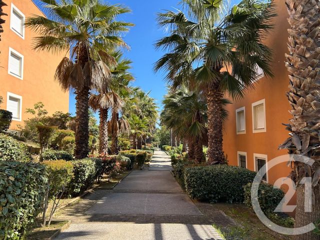 Appartement T4 &agrave; vendre - 4 pi&egrave;ces - 52 m2 - Cavalaire Sur Mer - 83 - PROVENCE-ALPES-COTE-D-AZUR