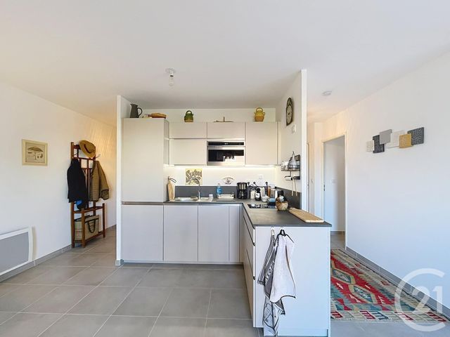 Appartement T3 &agrave; vendre - 3 pi&egrave;ces - 65 m2 - Cavalaire Sur Mer - 83 - PROVENCE-ALPES-COTE-D-AZUR