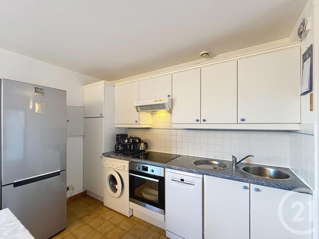 Appartement T2 &agrave; vendre - 2 pi&egrave;ces - 28 m2 - Cavalaire Sur Mer - 83 - PROVENCE-ALPES-COTE-D-AZUR