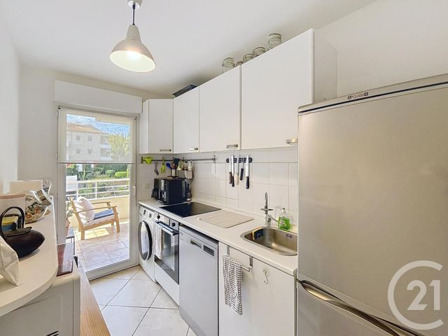 Appartement T3 &agrave; vendre - 3 pi&egrave;ces - 60,14 m2 - Cavalaire Sur Mer - 83 - PROVENCE-ALPES-COTE-D-AZUR