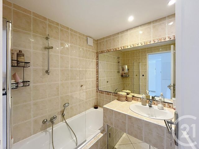 Appartement T3 &agrave; vendre - 3 pi&egrave;ces - 60,14 m2 - Cavalaire Sur Mer - 83 - PROVENCE-ALPES-COTE-D-AZUR