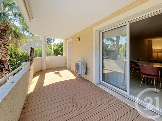 Appartement T4 &agrave; vendre - 3 pi&egrave;ces - 84,07 m2 - Cavalaire Sur Mer - 83 - PROVENCE-ALPES-COTE-D-AZUR