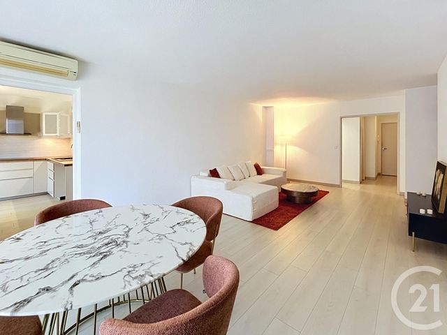 Appartement T4 &agrave; vendre - 3 pi&egrave;ces - 84,07 m2 - Cavalaire Sur Mer - 83 - PROVENCE-ALPES-COTE-D-AZUR