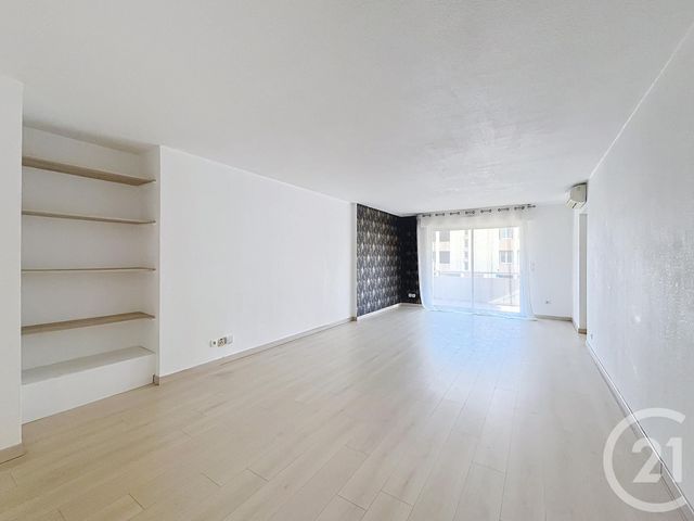 Appartement T4 &agrave; vendre - 3 pi&egrave;ces - 84,07 m2 - Cavalaire Sur Mer - 83 - PROVENCE-ALPES-COTE-D-AZUR