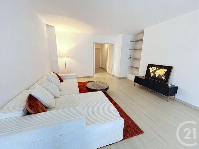 Appartement T4 &agrave; vendre - 3 pi&egrave;ces - 84,07 m2 - Cavalaire Sur Mer - 83 - PROVENCE-ALPES-COTE-D-AZUR