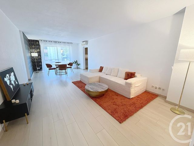 Appartement T4 &agrave; vendre - 3 pi&egrave;ces - 84,07 m2 - Cavalaire Sur Mer - 83 - PROVENCE-ALPES-COTE-D-AZUR