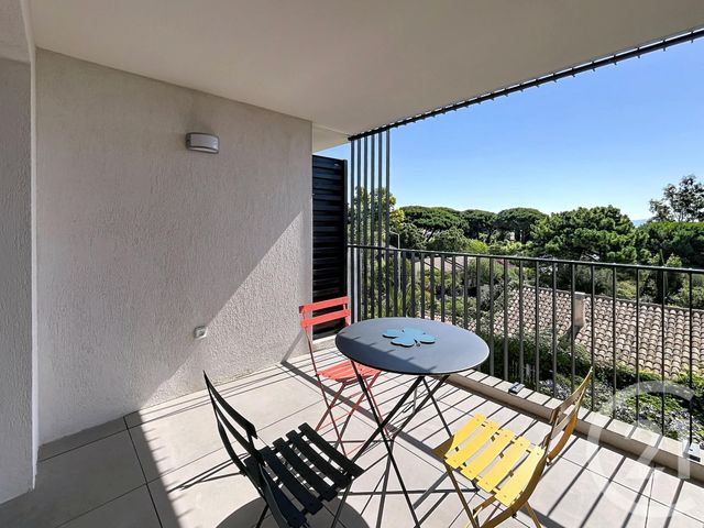 Appartement T3 &agrave; vendre - 3 pi&egrave;ces - 64,50 m2 - Cavalaire Sur Mer - 83 - PROVENCE-ALPES-COTE-D-AZUR