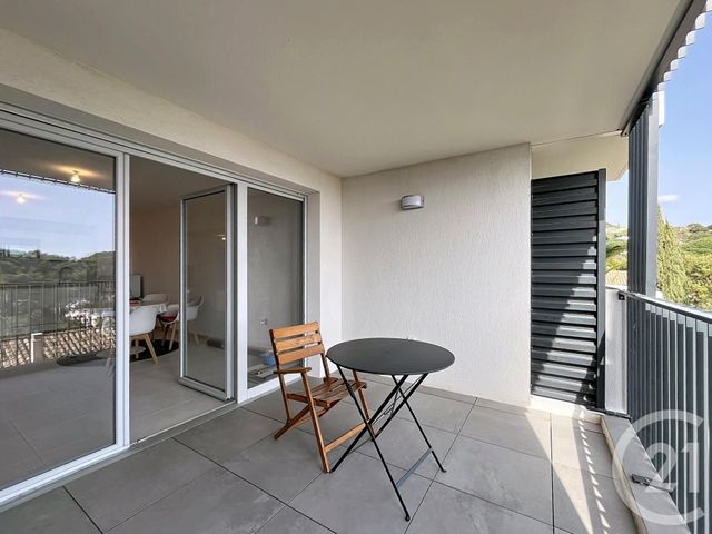 Appartement T3 &agrave; vendre - 3 pi&egrave;ces - 64,50 m2 - Cavalaire Sur Mer - 83 - PROVENCE-ALPES-COTE-D-AZUR