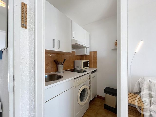 Appartement Studio Cabine &agrave; vendre - 1 pi&egrave;ce - 18,10 m2 - Cavalaire Sur Mer - 83 - PROVENCE-ALPES-COTE-D-AZUR