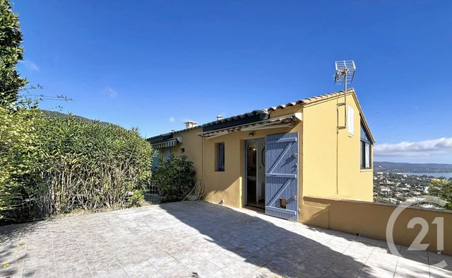 Appartement Studio Cabine &agrave; vendre - 1 pi&egrave;ce - 18,10 m2 - Cavalaire Sur Mer - 83 - PROVENCE-ALPES-COTE-D-AZUR