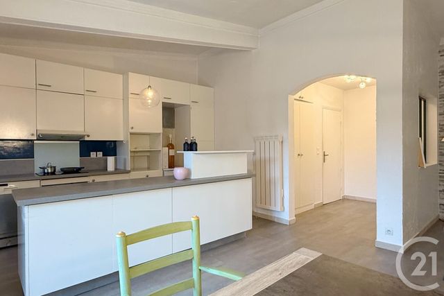 Appartement &agrave; vendre - 3 pi&egrave;ces - 98,62 m2 - Cavalaire Sur Mer - 83 - PROVENCE-ALPES-COTE-D-AZUR