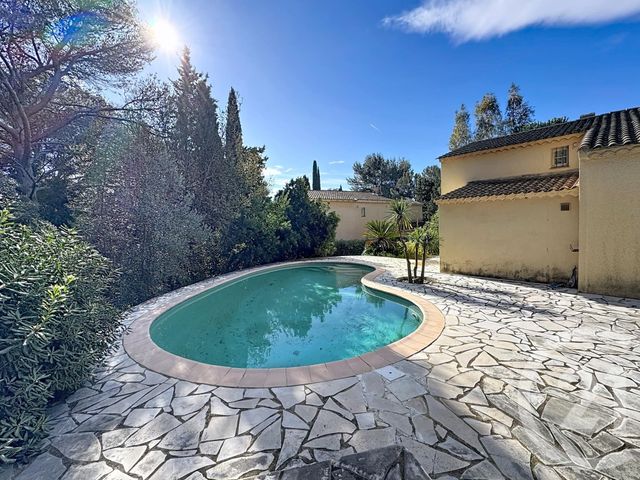 Maison &agrave; vendre - 7 pi&egrave;ces - 200 m2 - La Croix Valmer - 83 - PROVENCE-ALPES-COTE-D-AZUR