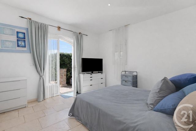 Maison &agrave; vendre - 4 pi&egrave;ces - 188,30 m2 - Cavalaire Sur Mer - 83 - PROVENCE-ALPES-COTE-D-AZUR