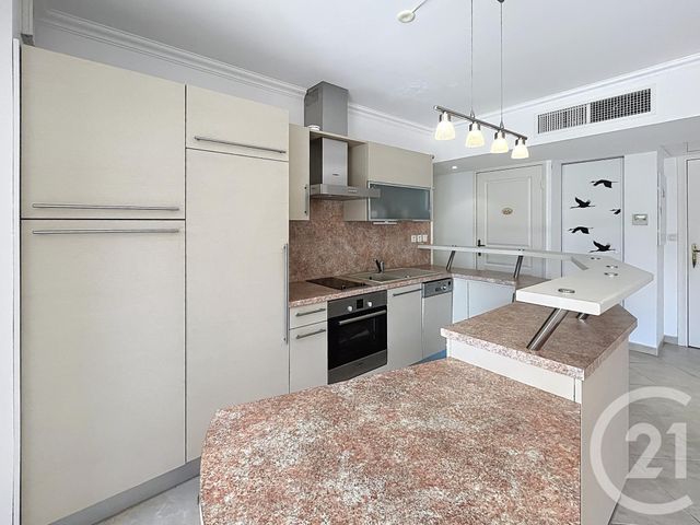 Appartement T2 &agrave; vendre - 2 pi&egrave;ces - 47,65 m2 - Cavalaire Sur Mer - 83 - PROVENCE-ALPES-COTE-D-AZUR